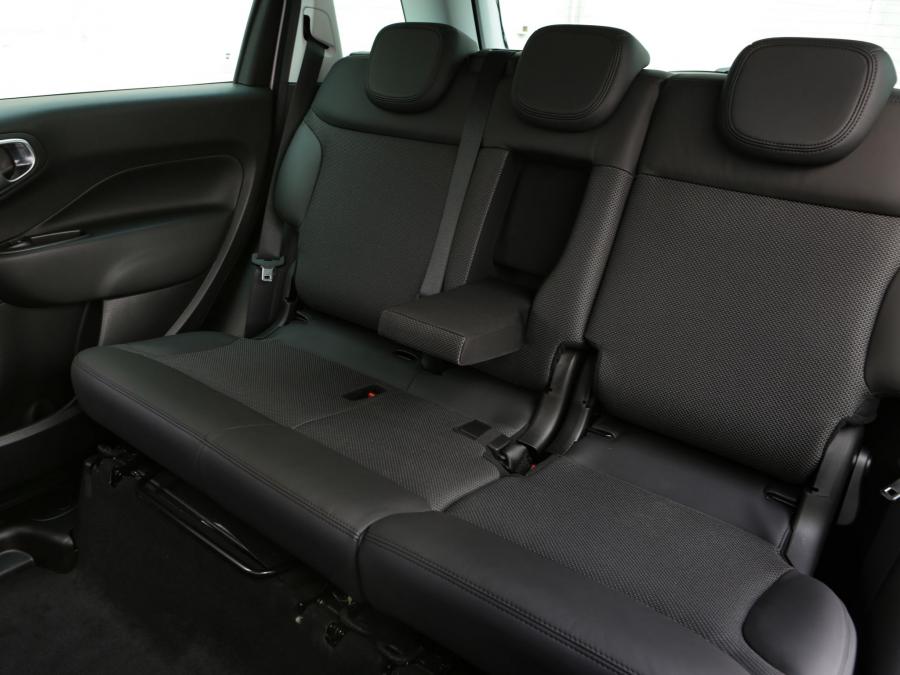  Fiat 500L Beats Edition 2014 года  (фото 5 из 86)